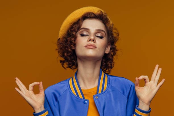 Psihologia emoțiilor: înțelegerea și exprimarea sănătoasă a emoțiilor